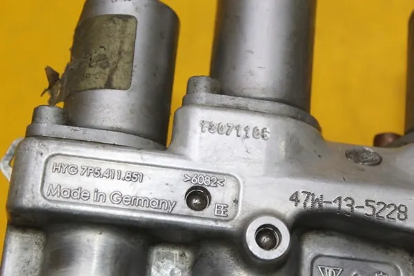 Kleppenverdeler OEM 7P5411851 Porsche image 10