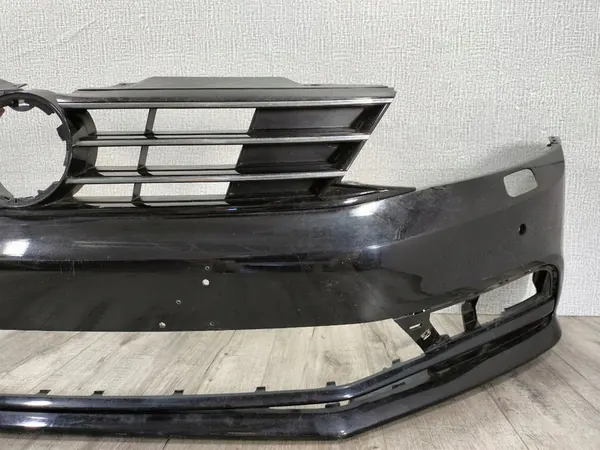 Paraurti anteriore VW Jetta VI 5C6807217M image 6