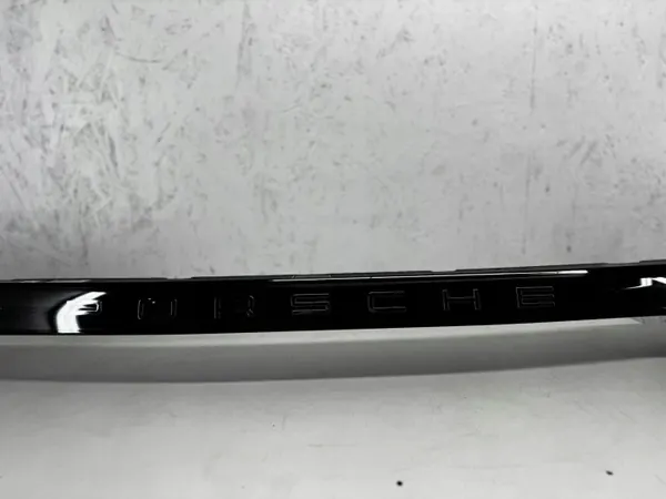 Porsche Cayenne 9Y0 Heck LED Mittelblende OEM 9Y0945081F image 8
