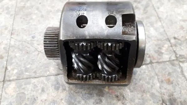 OEM 0501212404A Mellanaxeldifferential för Volkswagen image 3