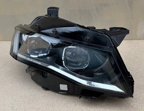 Oikea Etuvalaisin Peugeot 508 II Lift GT Line Full LED image 3