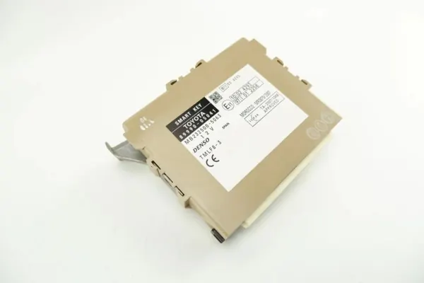 Módulo Smart Key Toyota OEM 89990-05041 para Avensis III image 3