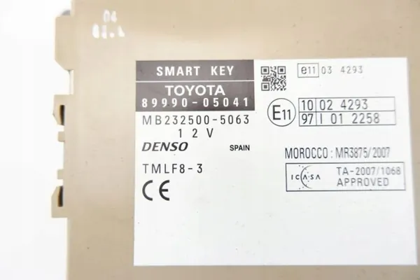 Módulo Smart Key Toyota OEM 89990-05041 para Avensis III image 4