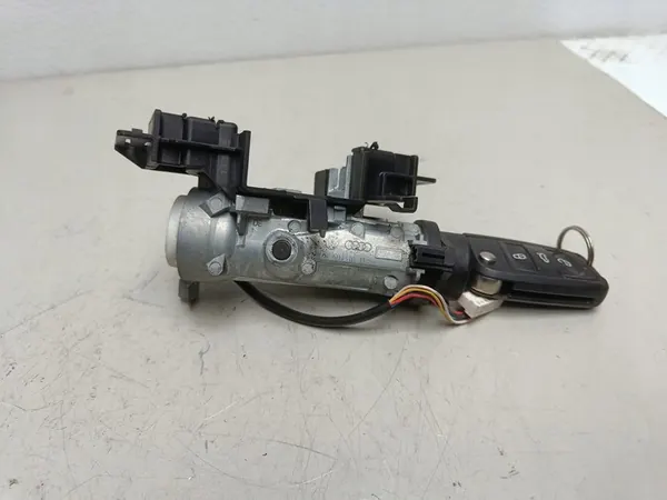 Skoda Octavia III mk3 2016 Sytytysavain 1.4 OEM 5Q0905865A image 7