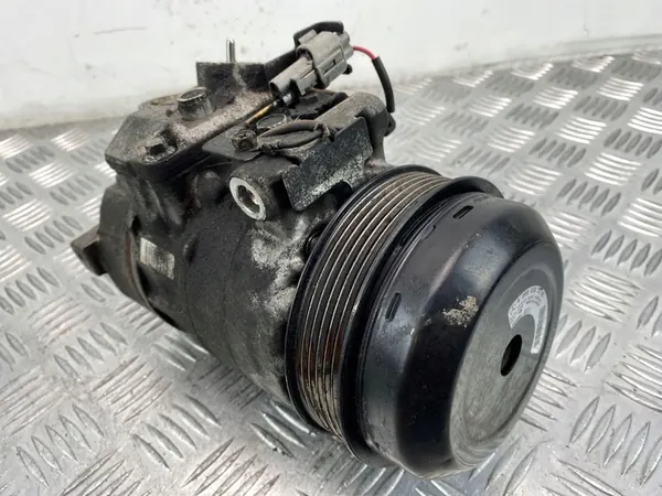 Compresor AC Mercedes W204 W212 M276 A0008302300 image 2