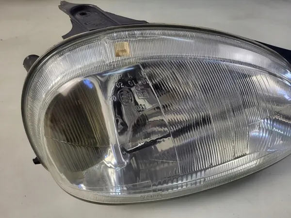 Rechter Frontscheinwerfer OEM OPEL CORSA B - Opel OE image 3