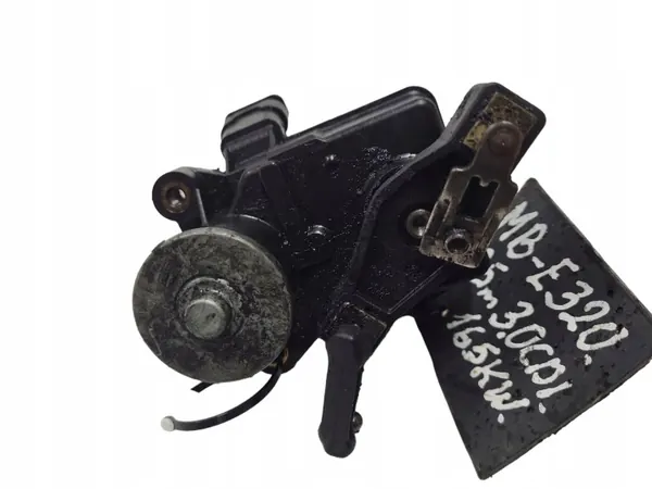 Motor de compuerta Mercedes-Benz OEM A6421500494Q2 Usado image 4
