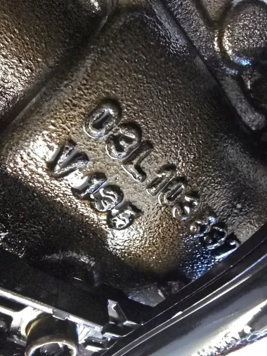 Öljypumppu OEM 03L103537 VW Audi Skoda 2.0 TDI image 3