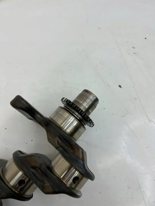 OEM 191227 Kampiakseli Audi A4 S4 B9 - Käytetty image 5