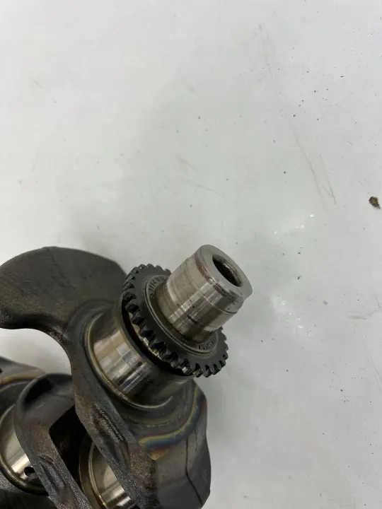 OEM 191227 Kampiakseli Audi A4 S4 B9 - Käytetty image 8