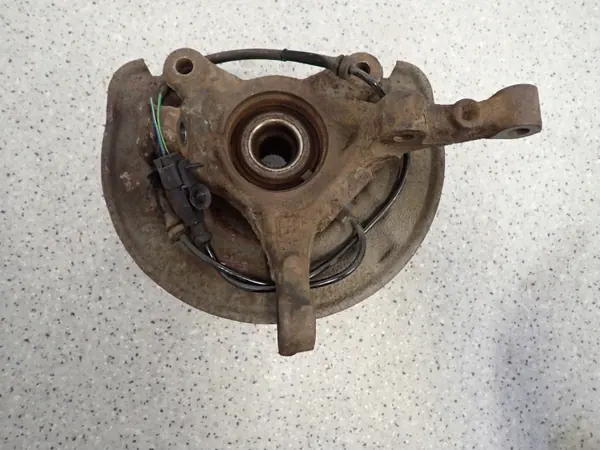 Pivot de direction avant droit Mitsubishi Colt 04- OEM image 7