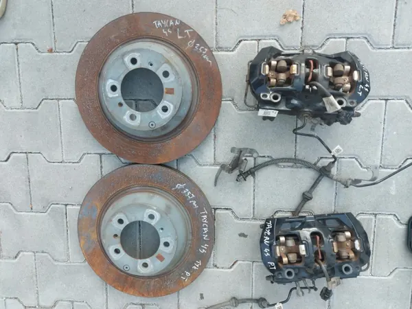 Bremscheiben & Bremssättel Porsche Taycan 4S OEM portayzac135154514561 image 6