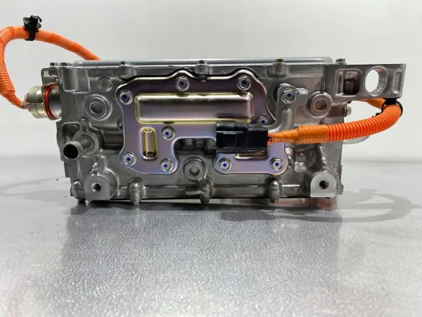 Mitsubishi Outlander Invertteri OEM W309B18771 image 8