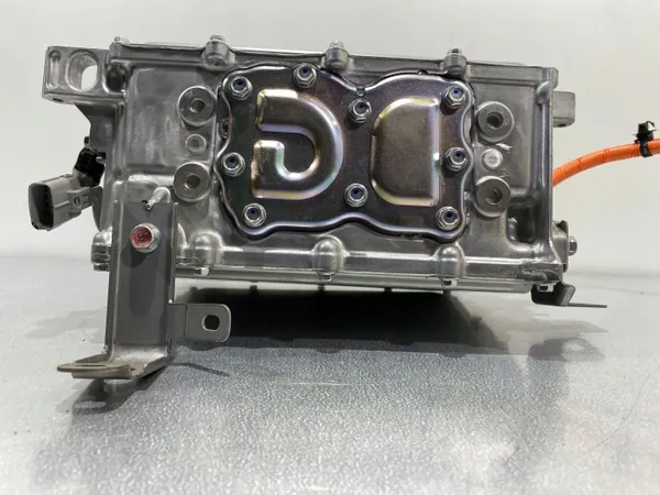 Mitsubishi Outlander Invertteri OEM W309B18771 image 9