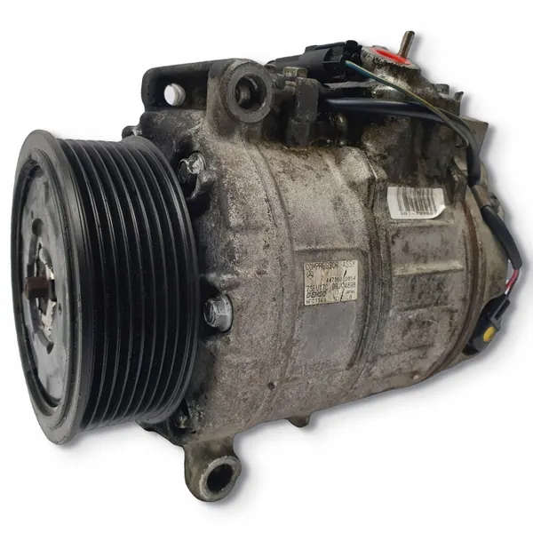 Gebrauchter AC-Kompressor OEM 447260-0854 Mercedes R300 image 2