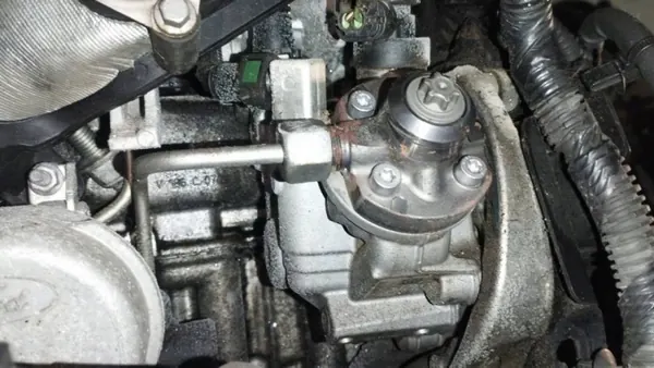 OEM 0445010592 Korkeapaineinen polttoainepumppu Ford C-MAX image 2