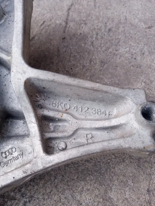 Audi A4 B8 A5 upper shock mount right front 8K0412384F image 3