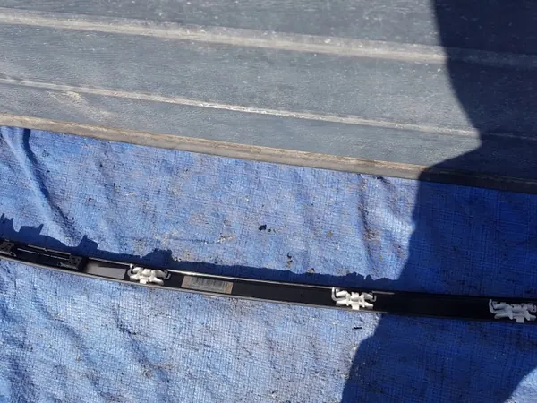 OEM A2186900982 Dachreling links für Mercedes CLS W218 image 10