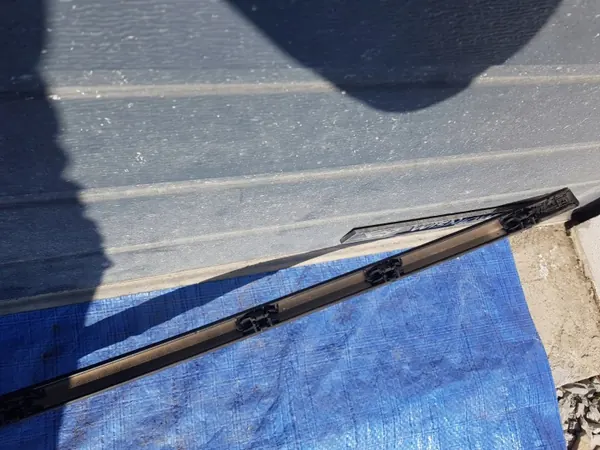OEM A2186900982 Dachreling links für Mercedes CLS W218 image 8