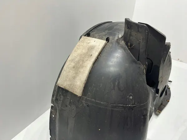 VW Touran II Front Left Wheel Arch 5TA805911D image 3