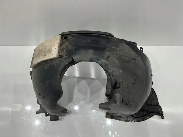 VW Touran II Front Left Wheel Arch 5TA805911D image 4