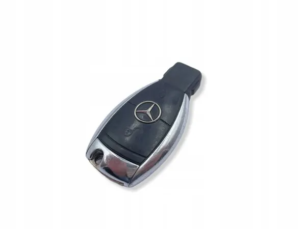 Chave Mercedes OEM UHP2244 - 2 Botões Prata Usada image 5