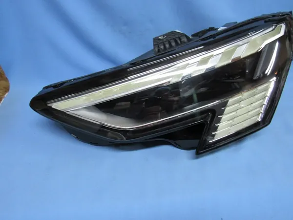 Faros izquierdo Audi A3 8Y0 Matrix completo image 2