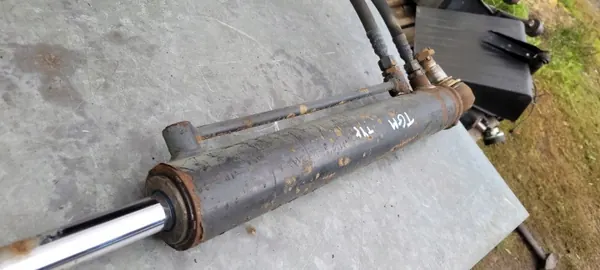 Cilindro de direção OEM 2588969544556 eixo traseiro image 3