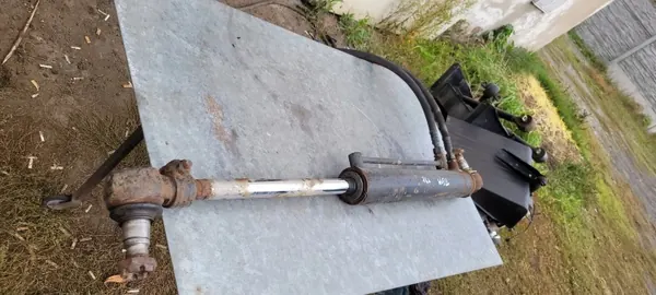 Cilindro de direção OEM 2588969544556 eixo traseiro image 4