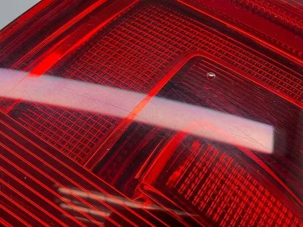 Volkswagen OE 5N0 945 094H conjunto de lámpara trasera image 3