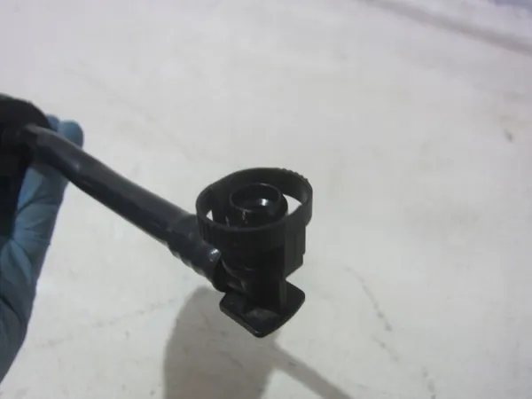 BMW OEM 13907636157 Kraftstofftank-Entlüftungsventil image 5