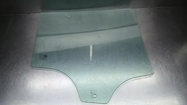 OEM VOLVOMAR-140999 Linke Hecktürscheibe Opel Corsa D image 3