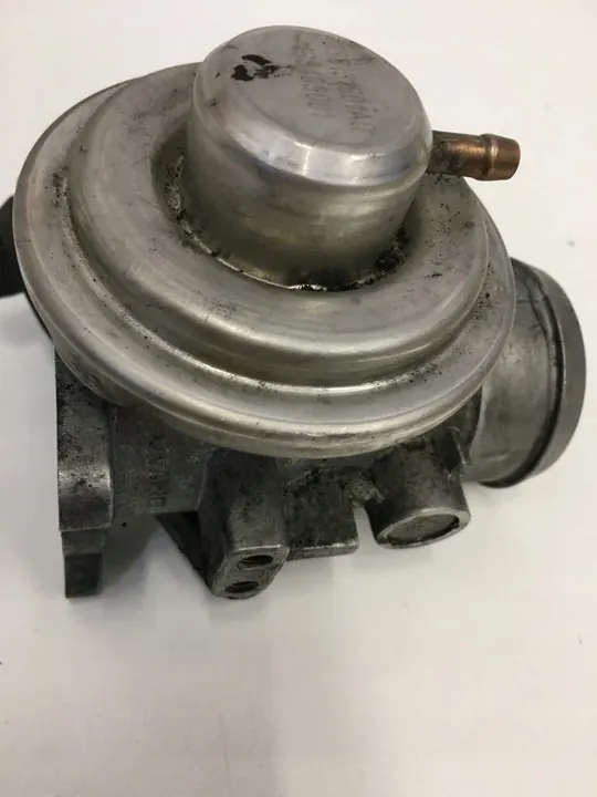 EGR-venttiili VW Seat Skoda Audi 1.4 1.9 TDI 2.0D 038131501AQ image 2