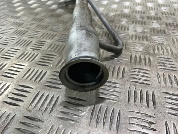 Subaru Forester SJ Kraftstoffeinfüllstutzen OEM FBZ20700 image 3