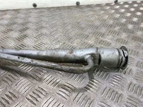Subaru Forester SJ Kraftstoffeinfüllstutzen OEM FBZ20700 image 4