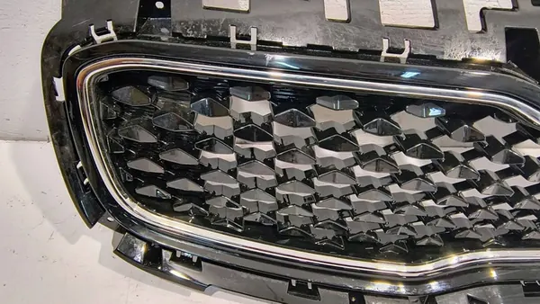 KIA SPORTAGE IV 15-21 Front Grill image 2