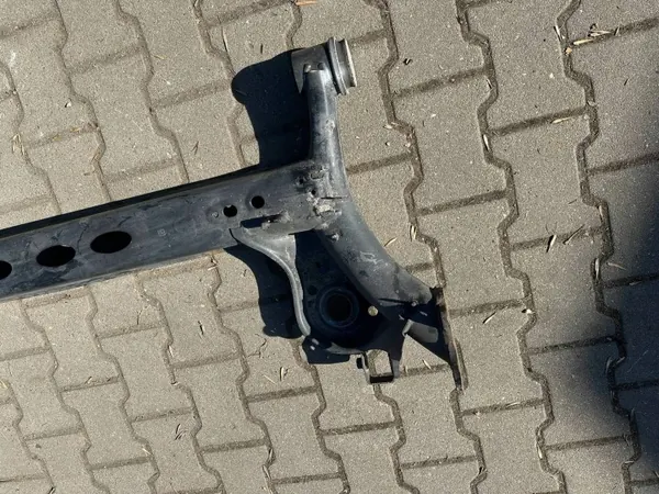 Poutre suspension arrière Skoda Fabia IV OEM OOR3501 image 6