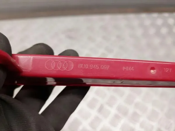 Drittes Bremslicht OEM 8U0945097 für Audi Q3 8U image 3