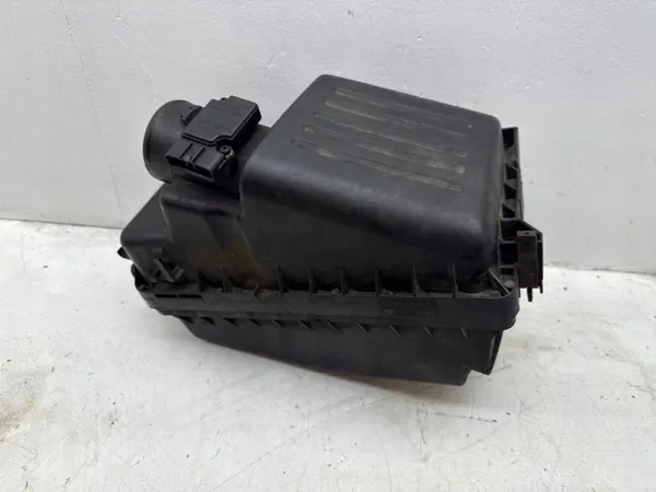 Toyota Luftflödesmätarhus OEM 22204-27010 image 3