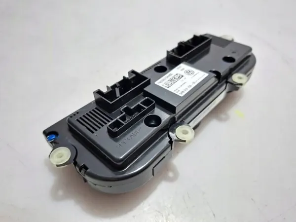 Panneau climatisation OEM 7N0907044BE pour VW Sharan 2019 image 8