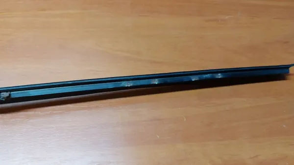 Junta para-brisas dianteira direita OEM 7045448 BMW 5 E60/E61 image 5