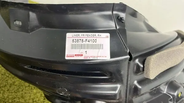 Right Front Wheel Arch TOYOTA C-HR I Lift 19-23 OEM image 3