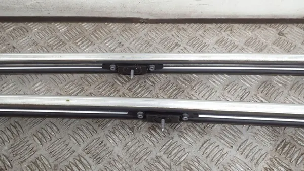 Barras de techo Toyota Auris OEM ARA119886 - Usado image 4