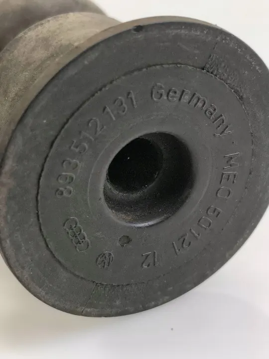 Etupuskuri Audi 80 90 B3 image 3