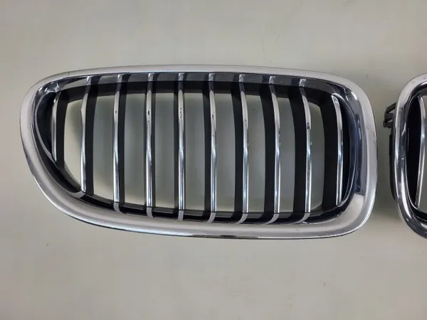 BMW F10/F11 LCI Grille OEM 7412327/7412328 - Links/Rechts image 3