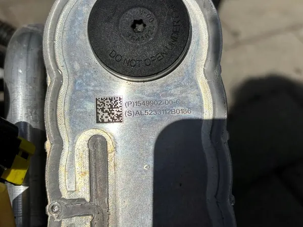 POMPE À CHALEUR TESLA MODEL Y COMPLÈTE 2024 image 10