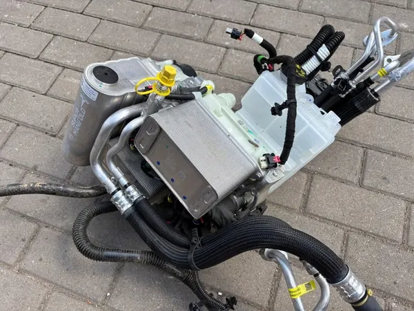 POMPE À CHALEUR TESLA MODEL Y COMPLÈTE 2024 image 3