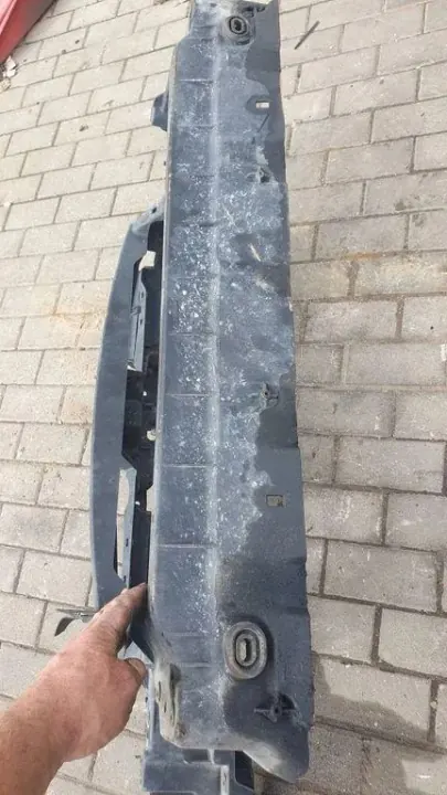 VW Jäähdyttimen kiinnike OEM 1T0805303 Touran 1.9L Diesel image 5