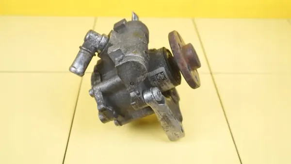 BMW Servopumpe OEM 4035679 für N52B30A Motor image 3