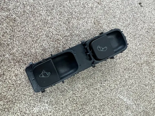 Panel plegable respaldo asiento trasero Tesla Model Y OEM 6935172217137 image 2